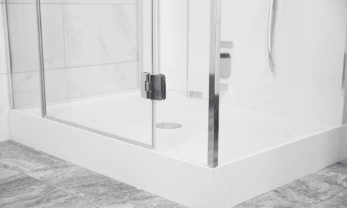 SHOWER ENCLOSURE WITH ALUMINIUM AND PLASTIC TRIMS